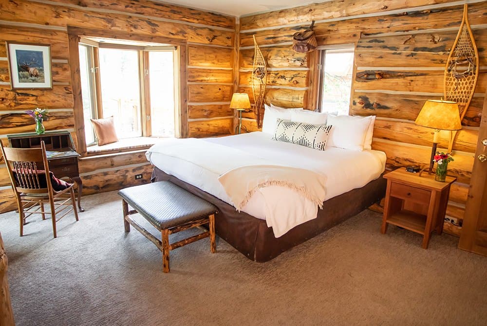 The Cabin · second floor king